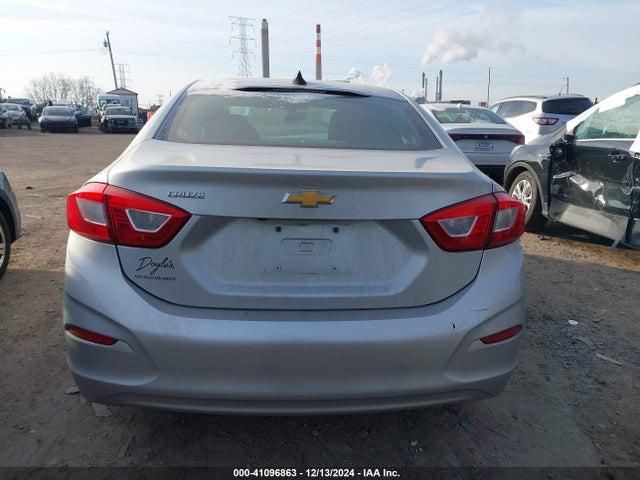Chevrolet Cruze Ls Auto 2018 1G1BC5SM6J7134378 Image 17