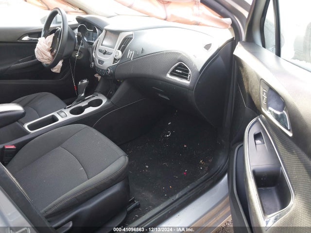 Chevrolet Cruze Ls Auto 2018 1G1BC5SM6J7134378 Image 5