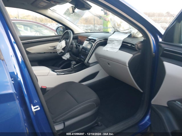5NMJF3AE8NH129755 Hyundai TUCSON SEL