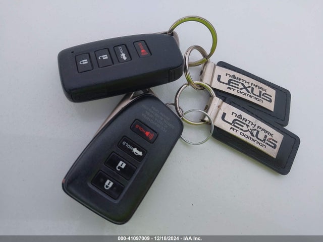 JTHBA1D27G5012410 Lexus IS 200T