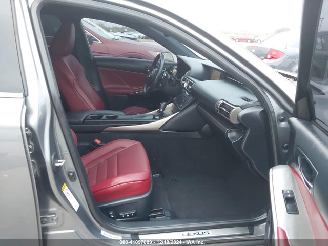 JTHBA1D27G5012410 Lexus IS 200T
