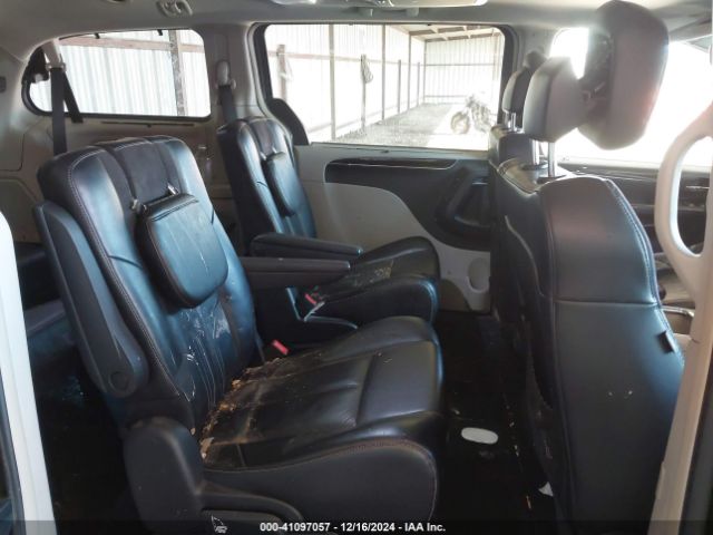 2C4RC1GG3FR554493 Chrysler Town & Country Limited Platinum