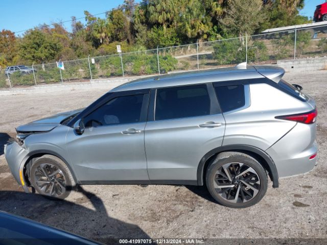 JA4J3UA85NZ045200 Mitsubishi Outlander Se 2.5 2wd