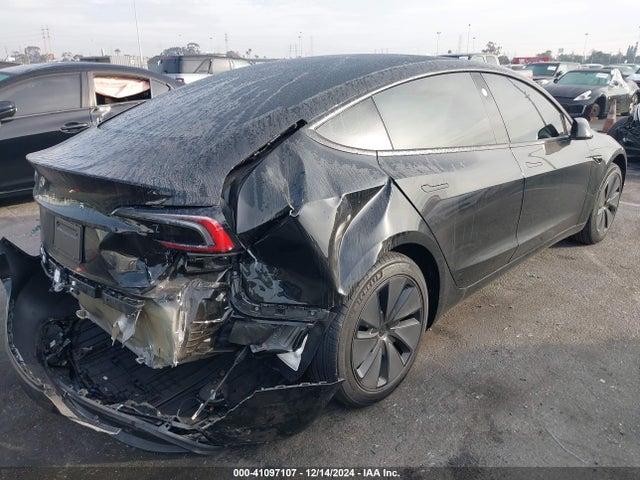 2024 TESLA MODEL 3 5YJ3E1EA1RF846819 Photo 3