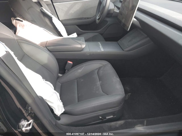 2024 TESLA MODEL 3 5YJ3E1EA1RF846819 Photo 4