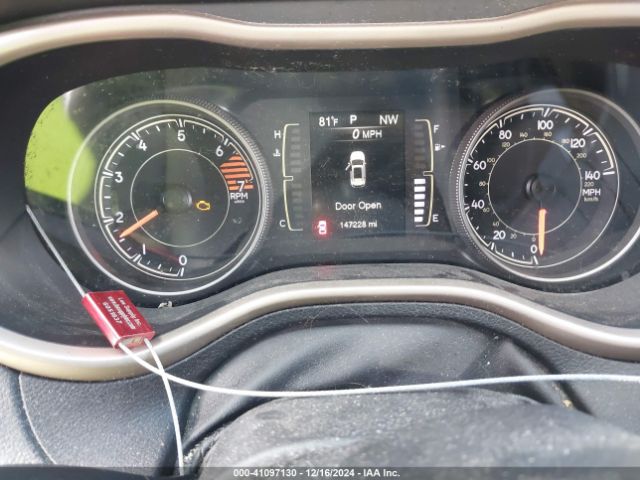 1C4PJLAB4HW577149 Jeep Cherokee Altitude Fwd