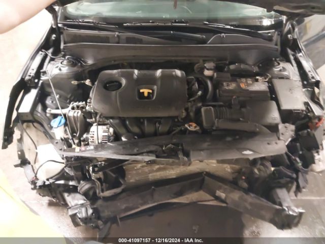 3KPF24AD2PE607225 KIA Forte Lxs