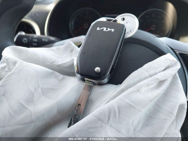3KPF24AD2PE607225 KIA Forte Lxs