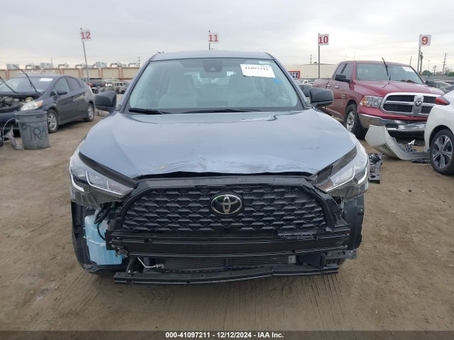Toyota Corolla Cross L 2022 7MUAAAAG7NV014930 Image 12