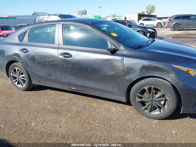 3KPF24AD0RE799375 KIA Forte Lxs