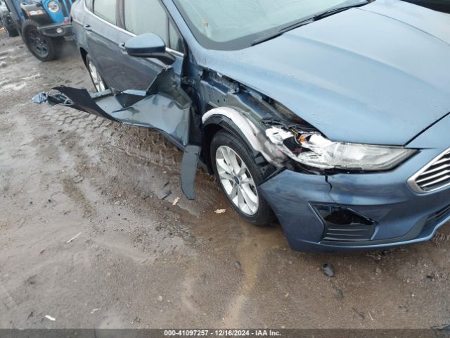 3FA6P0LU9KR107626 Ford Fusion Hybrid Se