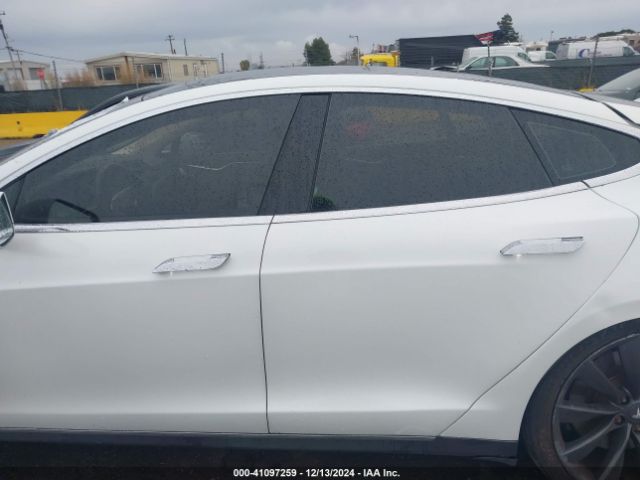 5YJSA1H13EFP53684 Tesla Model S P85