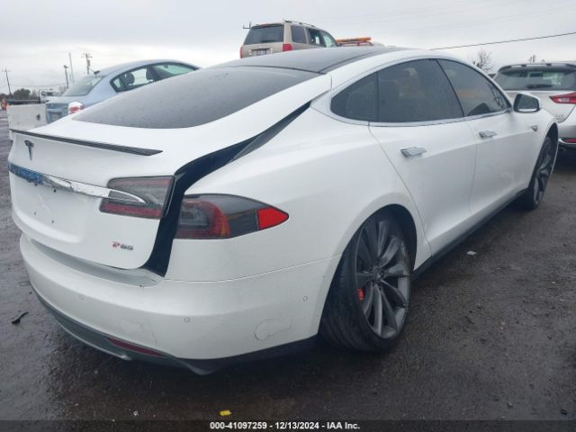 5YJSA1H13EFP53684 Tesla Model S P85