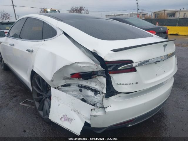 5YJSA1H13EFP53684 Tesla Model S P85