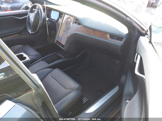 2018 TESLA MODEL S 5YJSA1E24JF291613 Photo 4