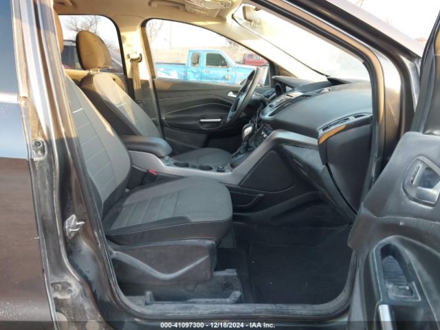 1FMCU0G78FUA65406 Ford ESCAPE SE