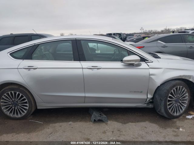 3FA6P0RU2JR260967 Ford Fusion Hybrid Titanium