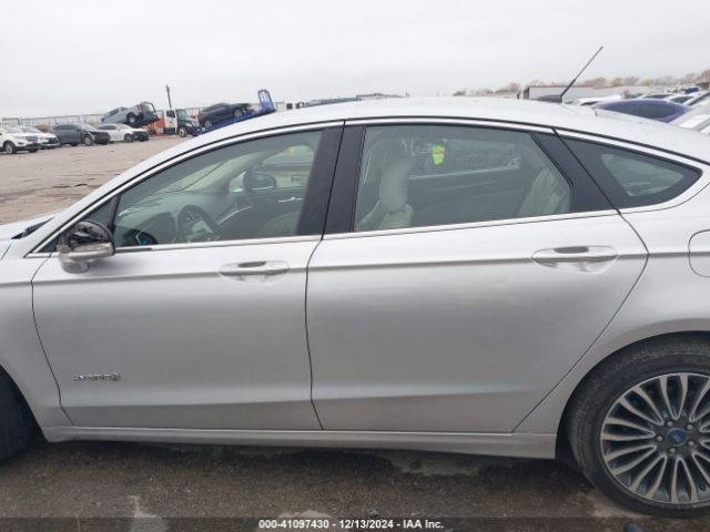 3FA6P0RU2JR260967 Ford Fusion Hybrid Titanium