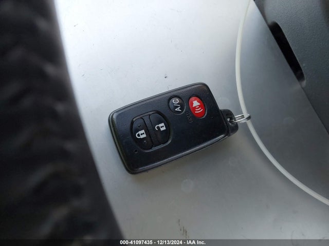 2010 Toyota Prius მანქანა იყიდება აუქციონზე, vin: JTDKN3DU1A0050173, აუქციონის ნომერი: 41097435