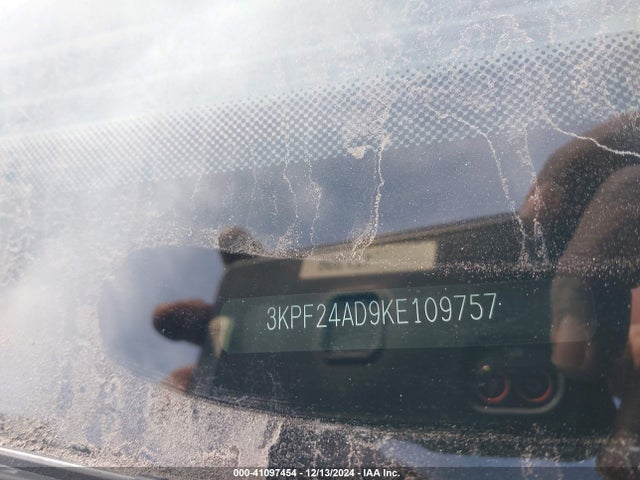 3KPF24AD9KE109757 KIA Forte Lxs