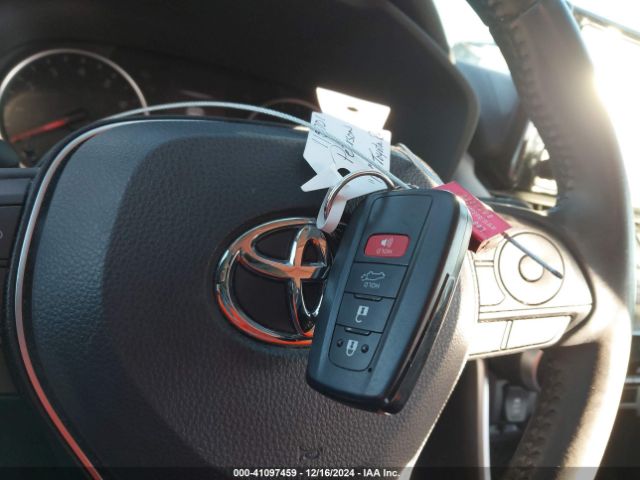 JTMA1RFV4KD006808 Toyota Rav4 Xle Premium