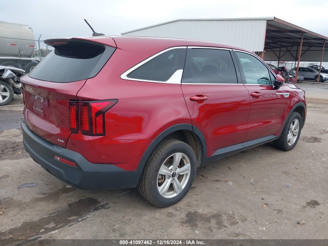 KIA SORENTO LX 2023 5XYRGDLC8PG183443 Image 4