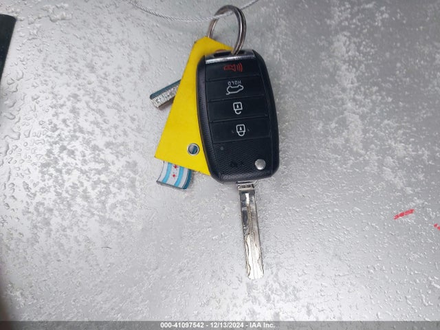 KIA SOUL + 2019 KNDJP3A59K7650516 Image 11