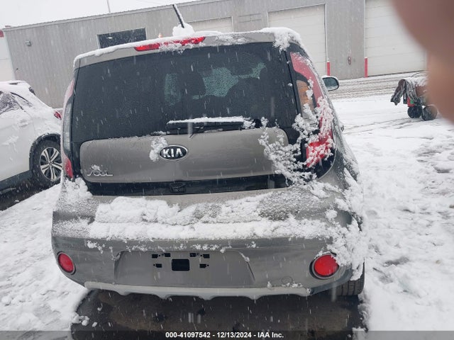 KIA SOUL + 2019 KNDJP3A59K7650516 Image 16