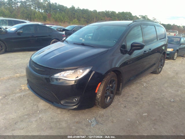 Aukcja sprzedaży 2018 Chrysler Pacifica Touring L Plus, vin: 2C4RC1EGXJR256888, numer aukcji: 41097547