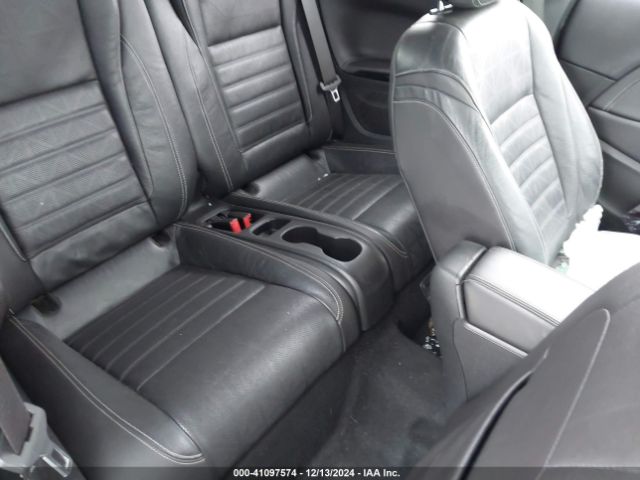 W04WT3N57GG092677 Buick Cascada Premium
