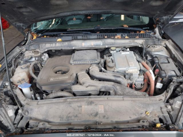 3FA6P0LU8FR170173 Ford Fusion Hybrid Se