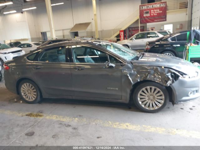 3FA6P0LU8FR170173 Ford Fusion Hybrid Se