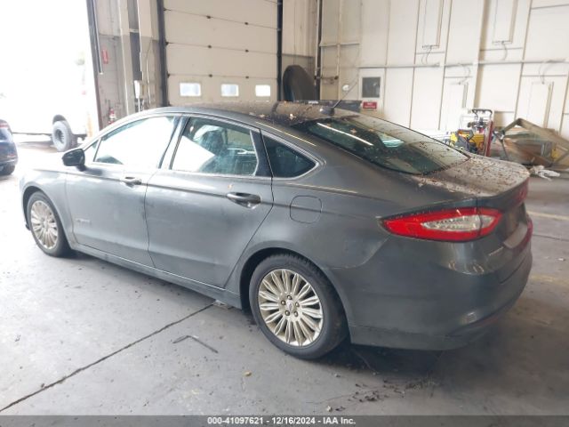 3FA6P0LU8FR170173 Ford Fusion Hybrid Se