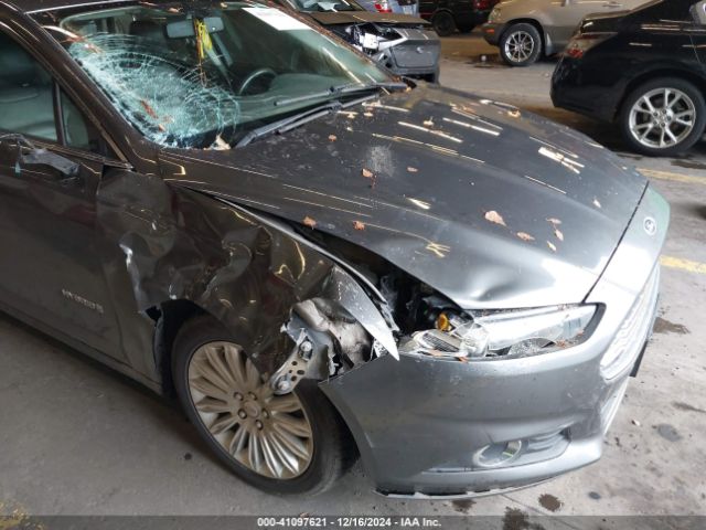 3FA6P0LU8FR170173 Ford Fusion Hybrid Se
