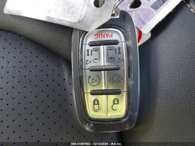 Chrysler Pacifica Hybrid Select 2024 2C4RC1S77RR114854 Image 11