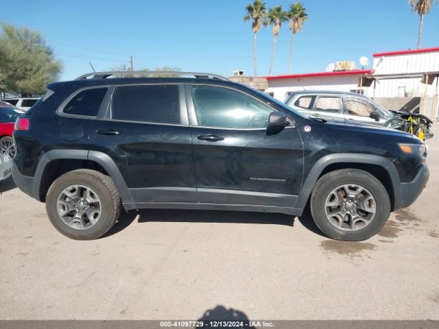 1C4PJMBXXKD258972 Jeep Cherokee Trailhawk 4x4