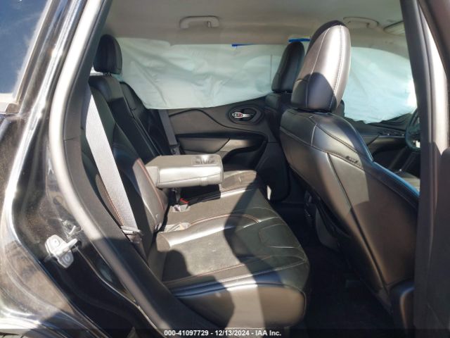 1C4PJMBXXKD258972 Jeep Cherokee Trailhawk 4x4