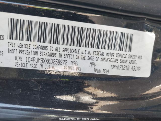 1C4PJMBXXKD258972 Jeep Cherokee Trailhawk 4x4