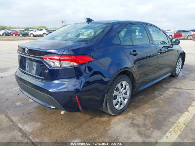 Toyota COROLLA LE 2021 JTDEPMAE8MJ117246 Image 4