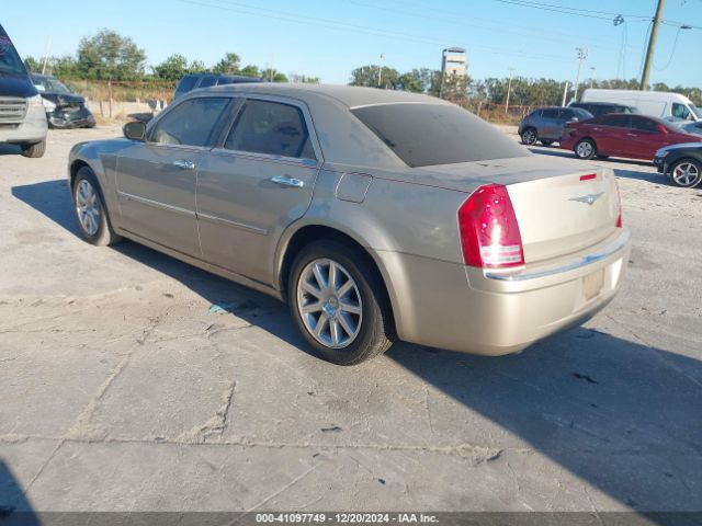 2008 CHRYSLER 300C 2C3KA63H38H158001 Photo 2