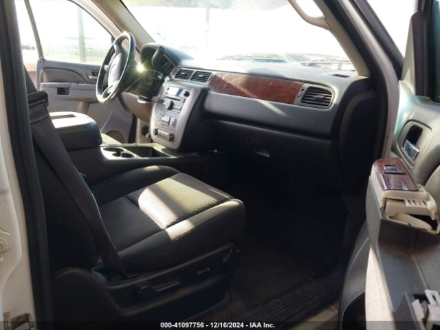 1GKS2HE70ER162581 GMC Yukon Xl 1500 Sle