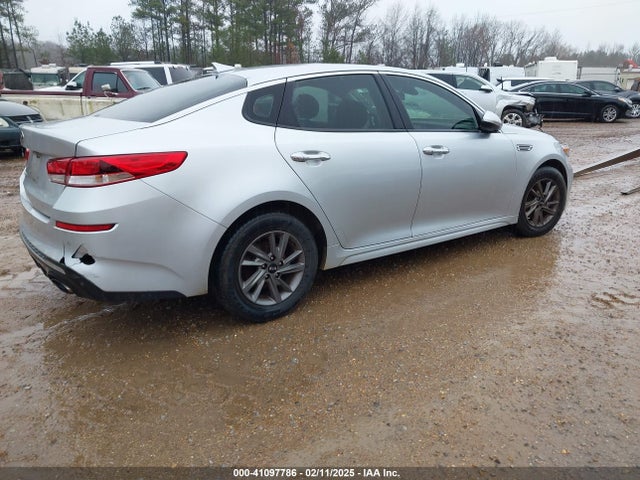 KIA Optima Lx 2020 5XXGT4L30LG419780 Image 4