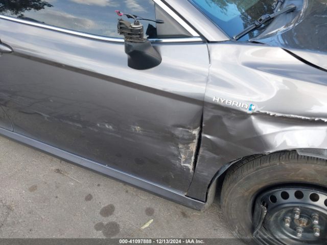 4T1C31AK7MU549747 Toyota Camry Le Hybrid