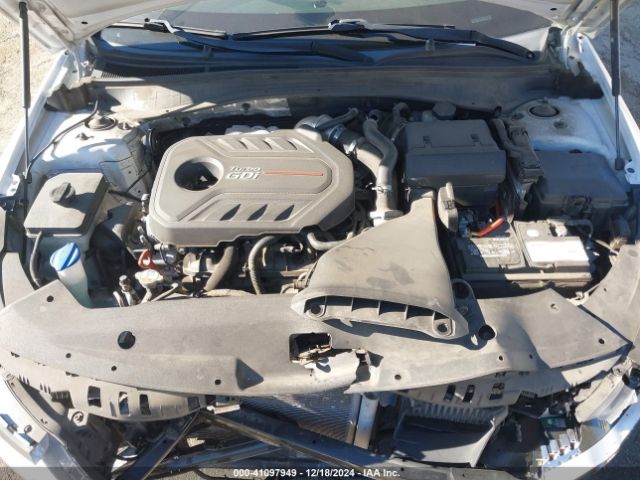 5XXGW4L28HG152457 KIA Optima Sx Turbo
