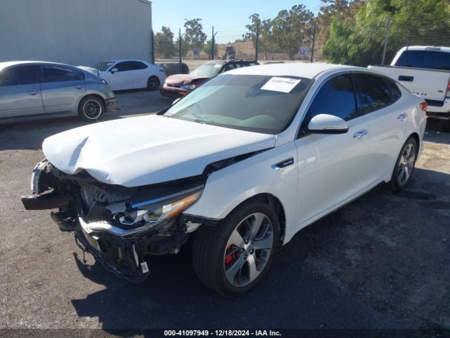 5XXGW4L28HG152457 KIA Optima Sx Turbo
