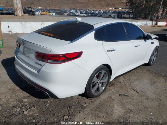 5XXGW4L28HG152457 KIA Optima Sx Turbo