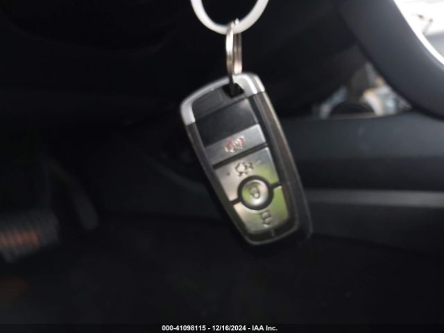 3FA6P0HDXKR134701 Ford FUSION SE