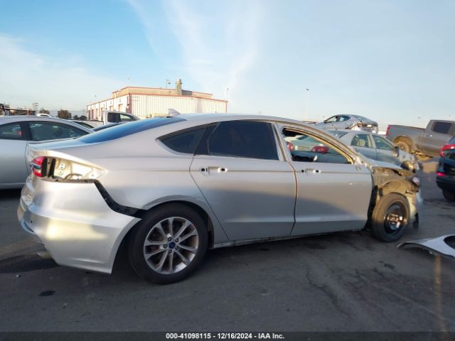 3FA6P0HDXKR134701 Ford FUSION SE