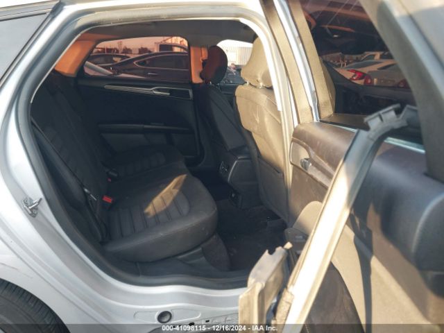 3FA6P0HDXKR134701 Ford FUSION SE