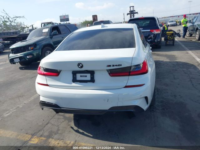 3MW5U7J0XM8B56654 BMW 3 Series M340i
